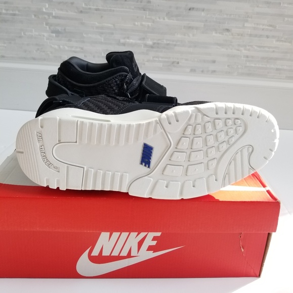 New NIKE Air TR. V. Cruz Sneakers - Picture 7 of 7
